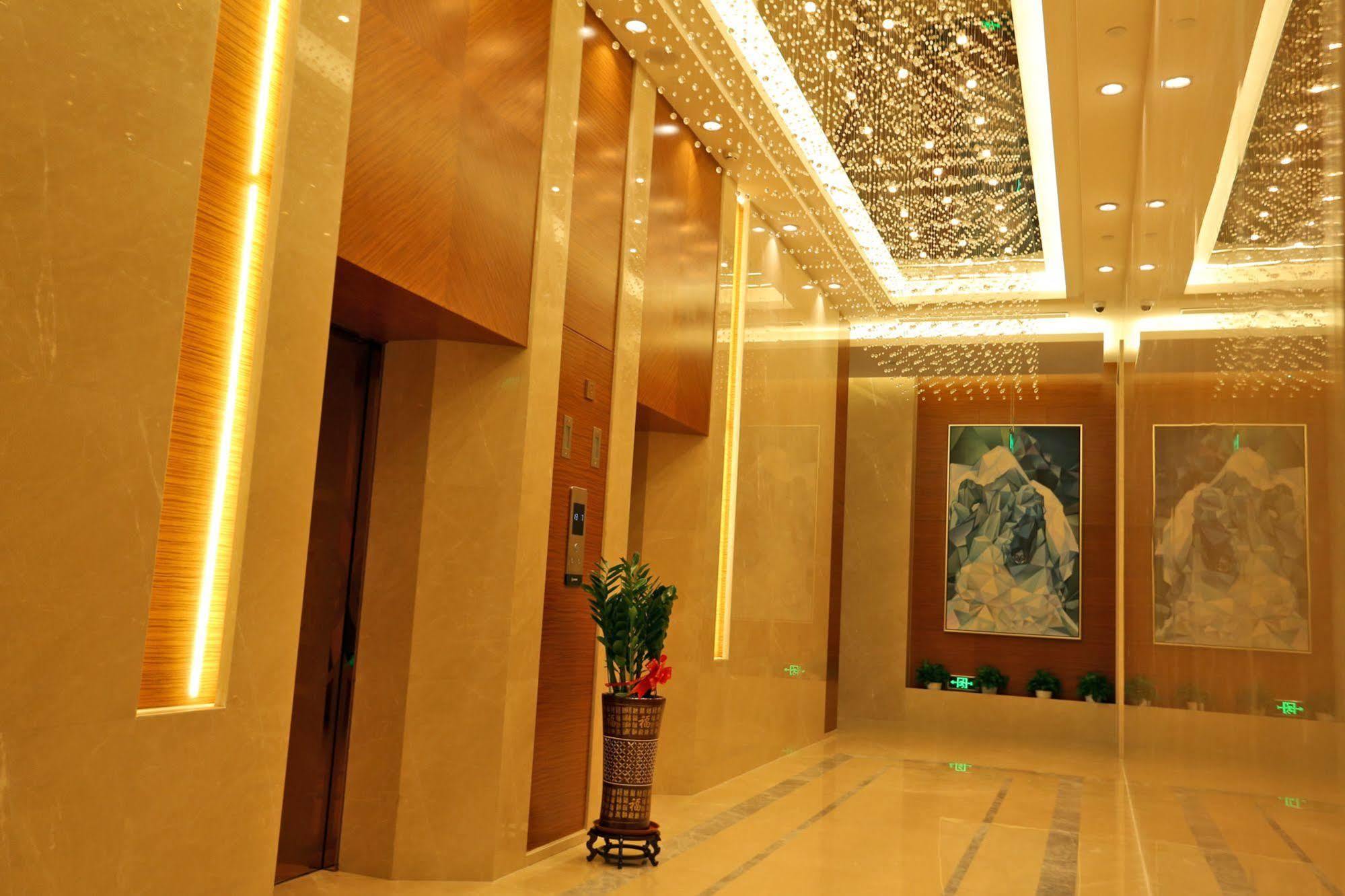 Shenzhen Baoan Plus Gems Cube Hotel Ngoại thất bức ảnh